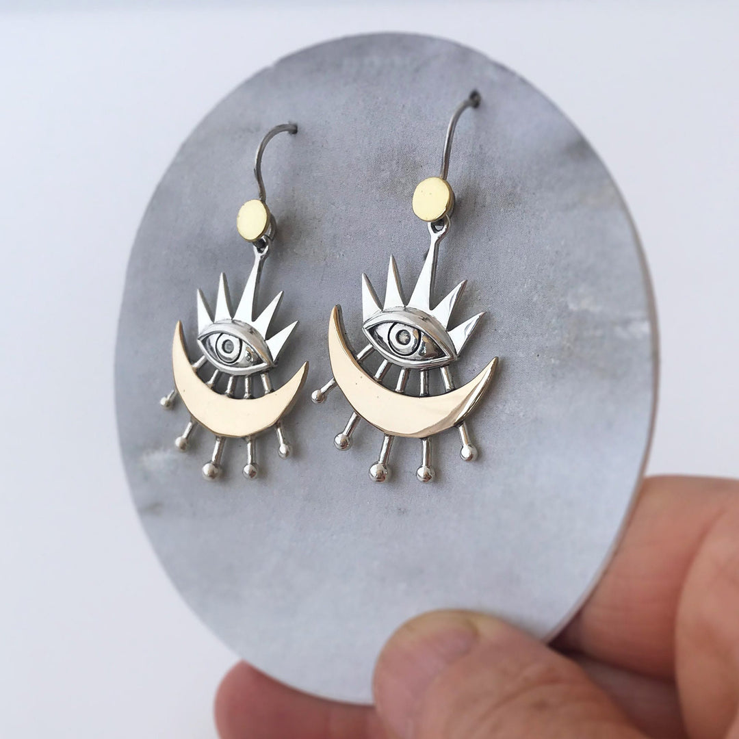 Orecchini Olivenorma Evil Eye con raggi di luna crescente