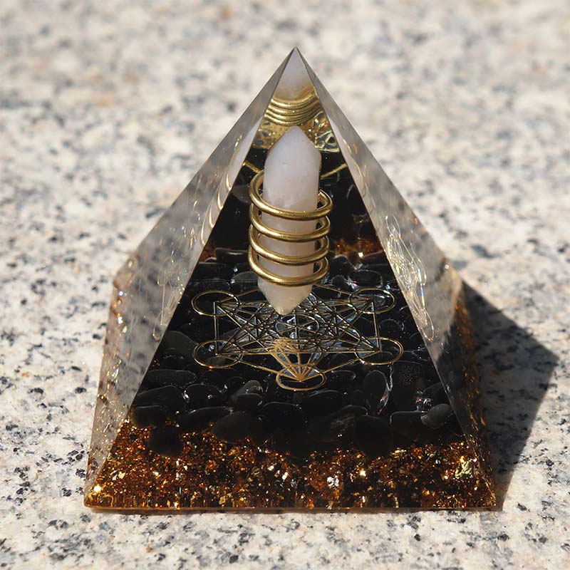 Piramide di orgone in quarzo rosa Olivenorma con ossidiana 