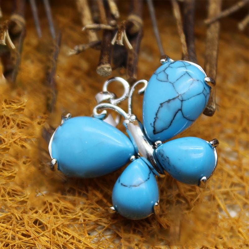 Collana a farfalla con pietra preziosa di cristallo naturale Olivenorma