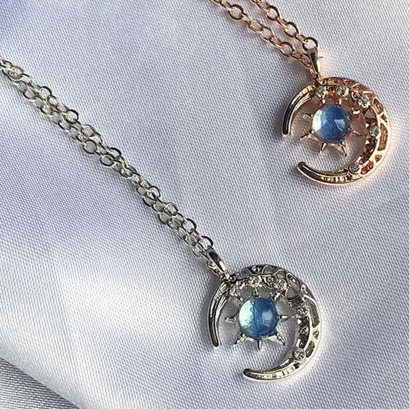 Collana Olivenorma Celestial Dainty Moon con pietra di luna