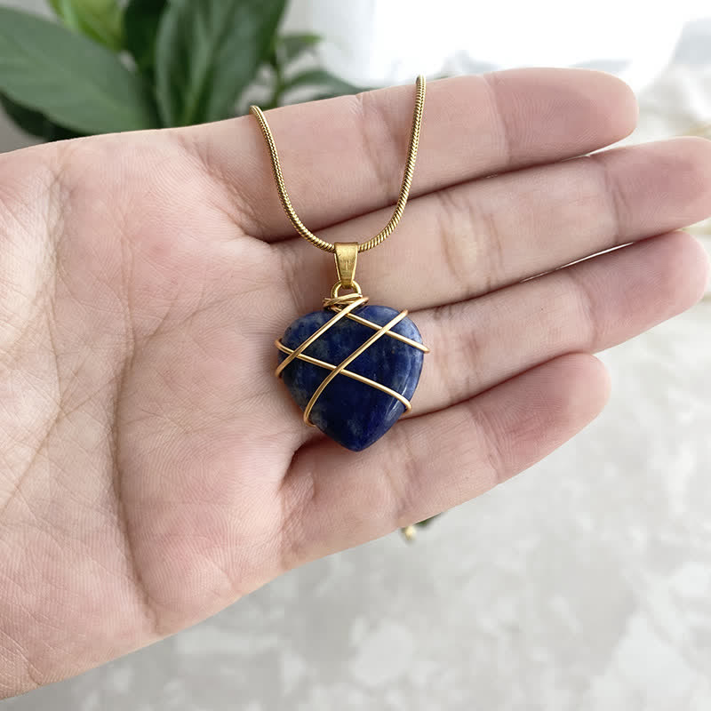 Collana con pietre preziose di cristallo naturale a forma di cuore Olivenorma