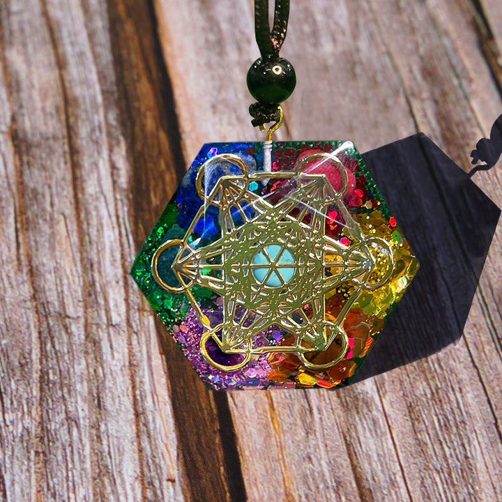 Collana di meditazione con simbolo del cubo di Metatron e chakra di Olivenorma