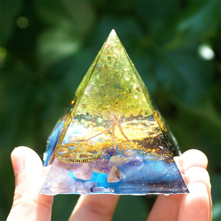 Olivenorma Peridot Ametista Con Piramide Orgonica Di Tormalina Nera