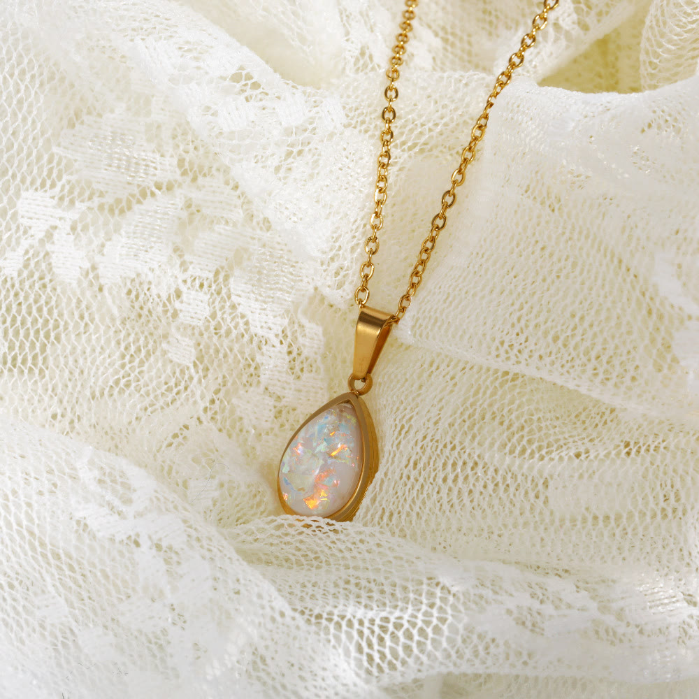 Collana con ciondolo a forma di goccia in opale naturale 18k Olivenorma 