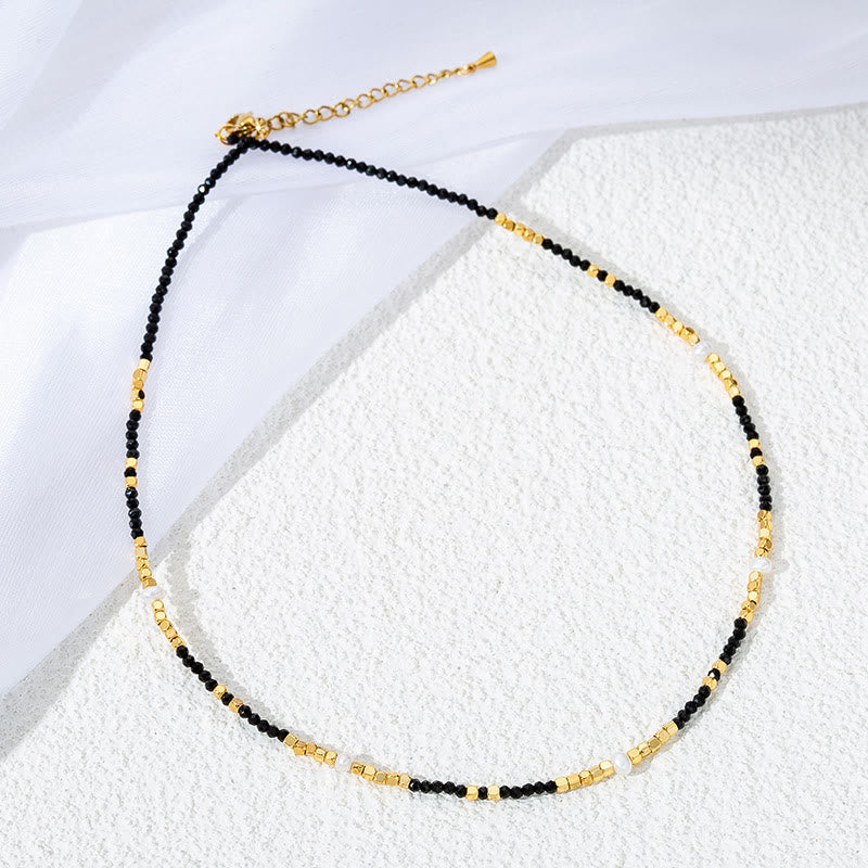 Collana con clavicola in perline di ossidiana nera Olivenorma 