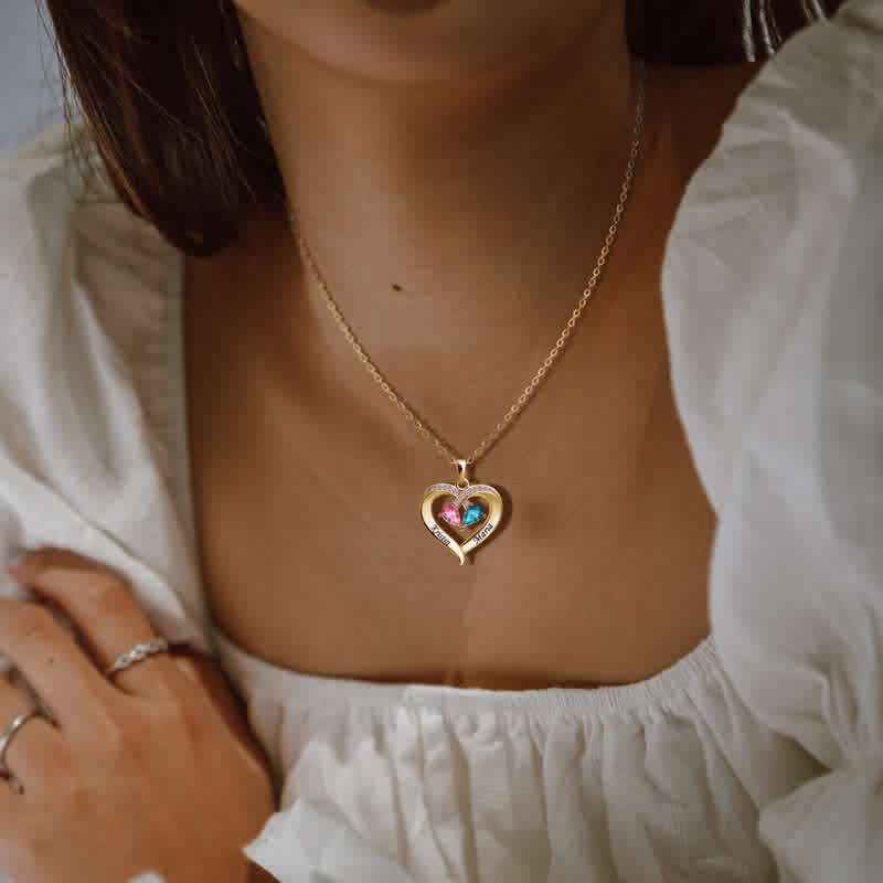 Collana personalizzata e incisa con pietre portafortuna a forma di cuore Olivenorma