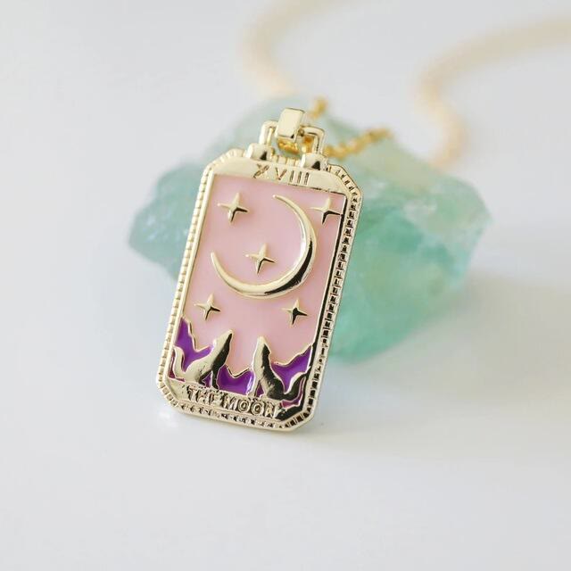 Collana con goccia di olio di elemento della carta dei tarocchi retrò Olivenorma