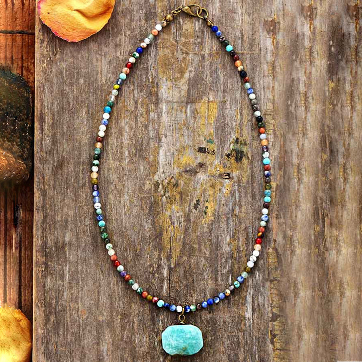 Olivenorma Collana girocollo con ciondolo geometrico in amazzonite Mala