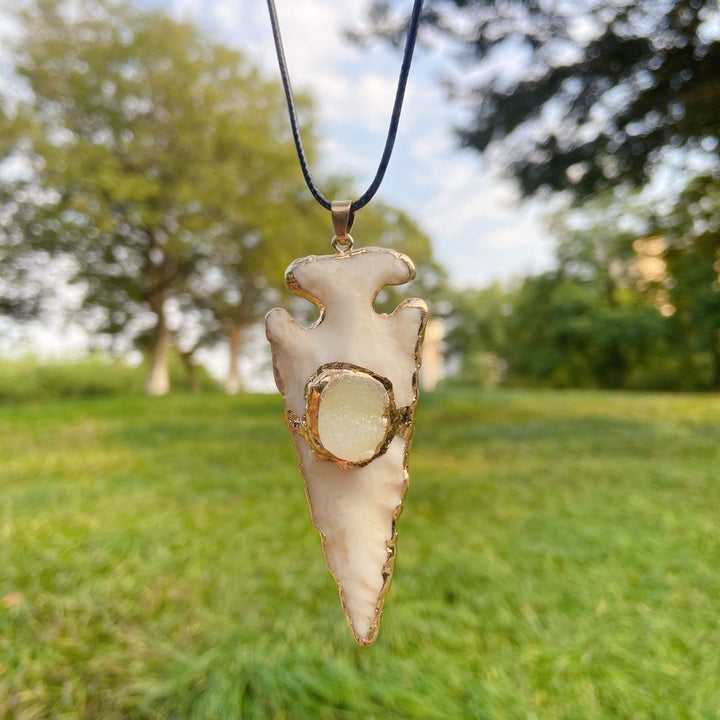 Collana con scudo freccia ancora in cristallo naturale Olivenorma