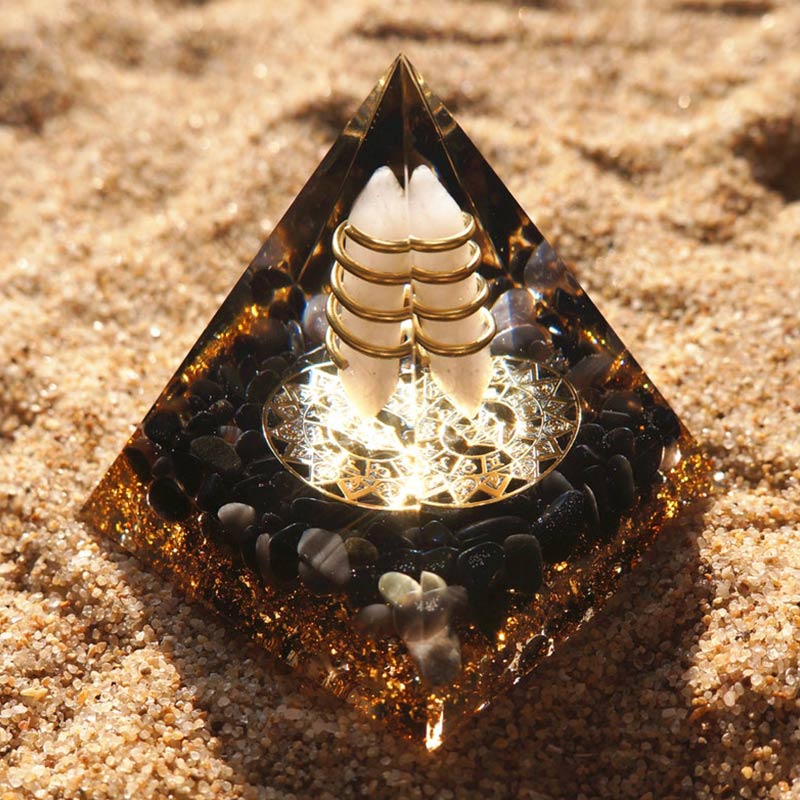 Olivenorma Cristallo trasparente Ossidiana Dio della luce Piramide di orgone