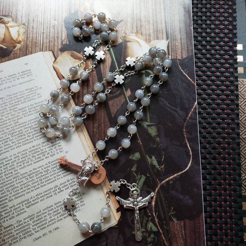 Collana rosario con croce di Gesù in argento e pietra di luna grigia Olivenorma 