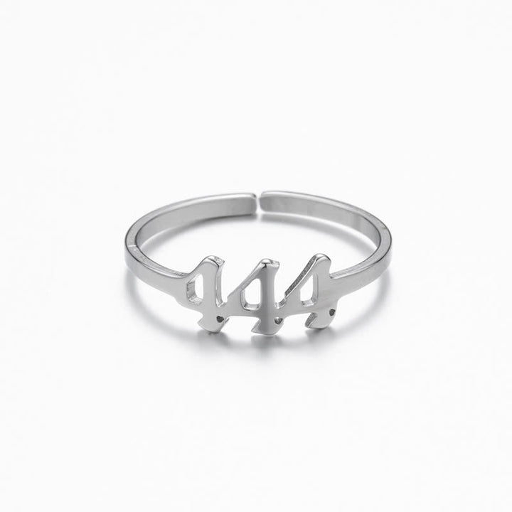 Anello portafortuna minimalista con numero angelico
