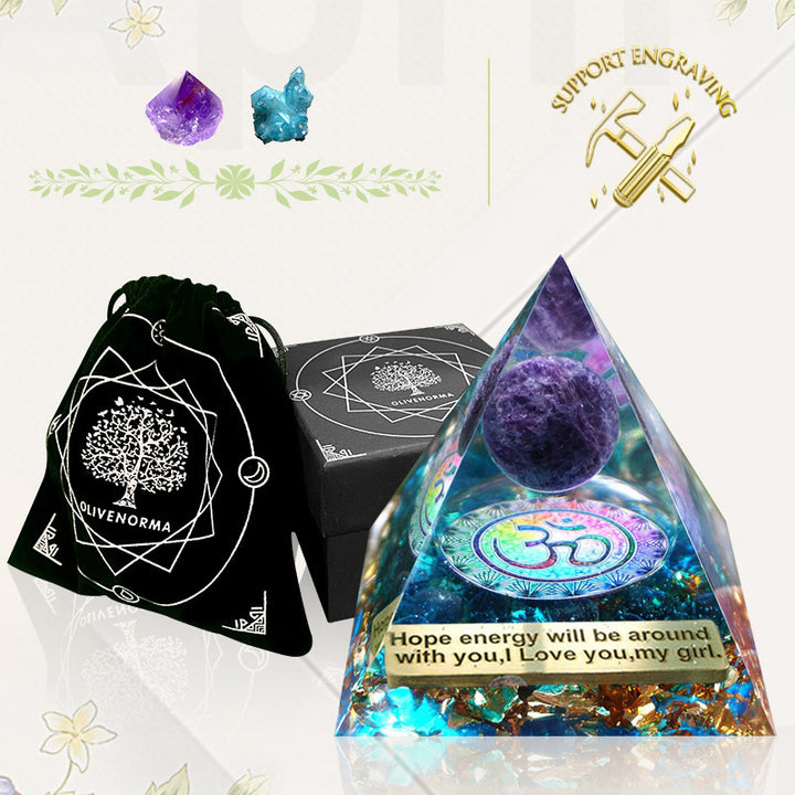 Piramide di Orgone OM in Quarzo Blu Olivenorma con Sfera di Ametista