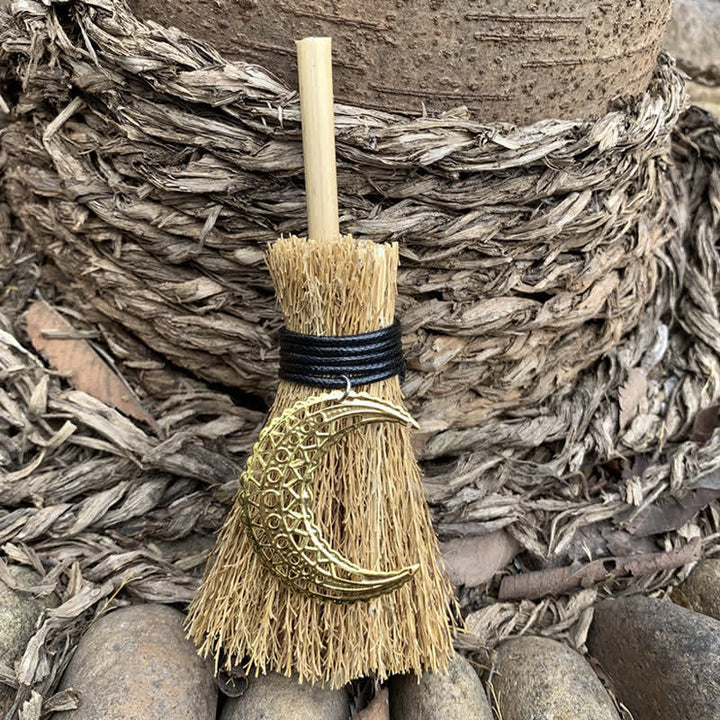 Olivenorma Mini scopa fatta a mano in cristallo ornamentale