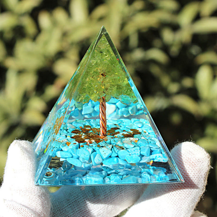 Olivenorma Peridoto Amazzonite Albero della Vita Piramide Orgonica