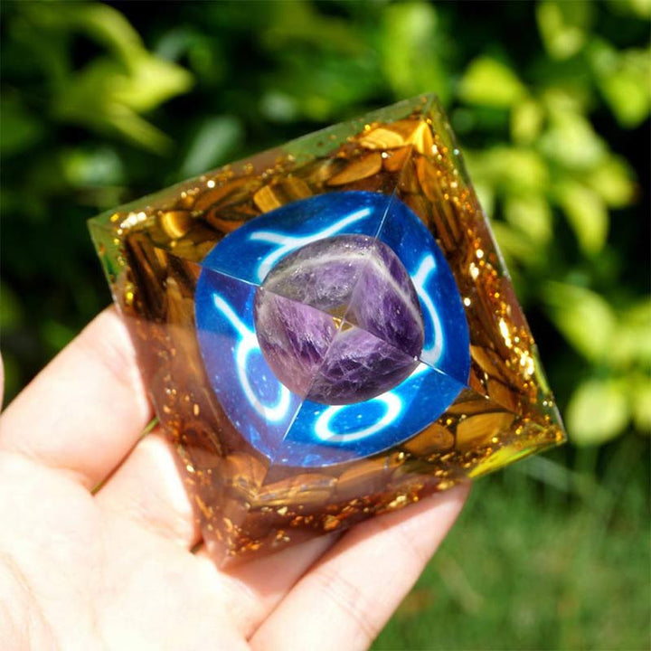Olivenorma Ametista con Occhio di Tigre Toro Zodiac Orgone Piramide 