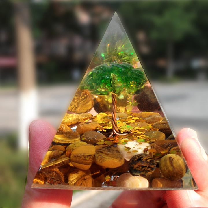 Piramide di orgone curativa con occhio di tigre Olivenorma e peridoto Albero della vita