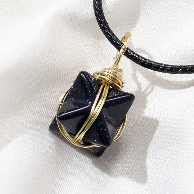 DIVINE LIGHT VEHICLE - Collana Merkaba di cristallo