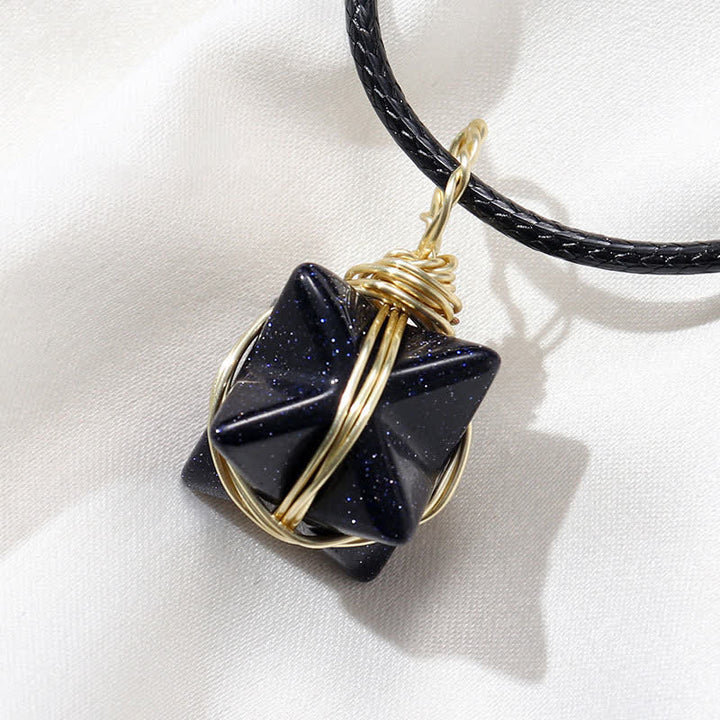 DIVINE LIGHT VEHICLE - Collana Merkaba di cristallo