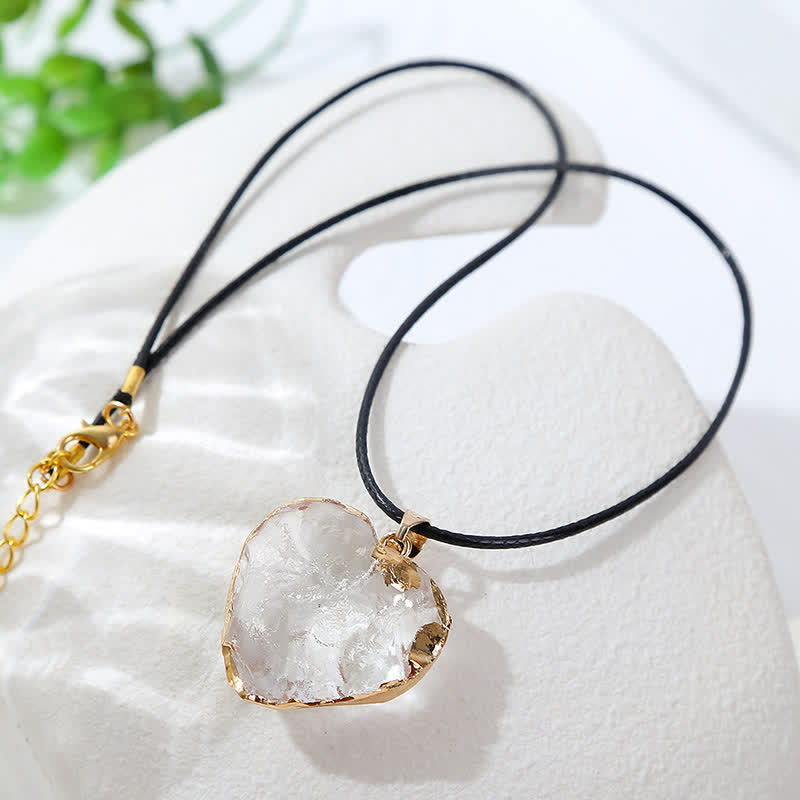 Collana di cristallo di fluorite a forma di cuore creativo