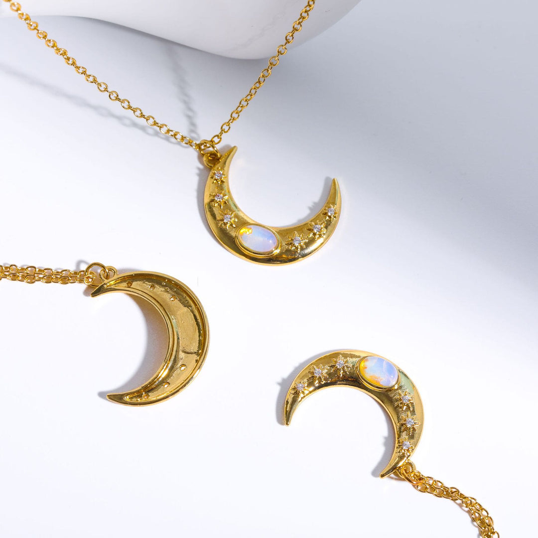 Collana con ciondolo in opale dorato Olivenorma Moon Clavicle