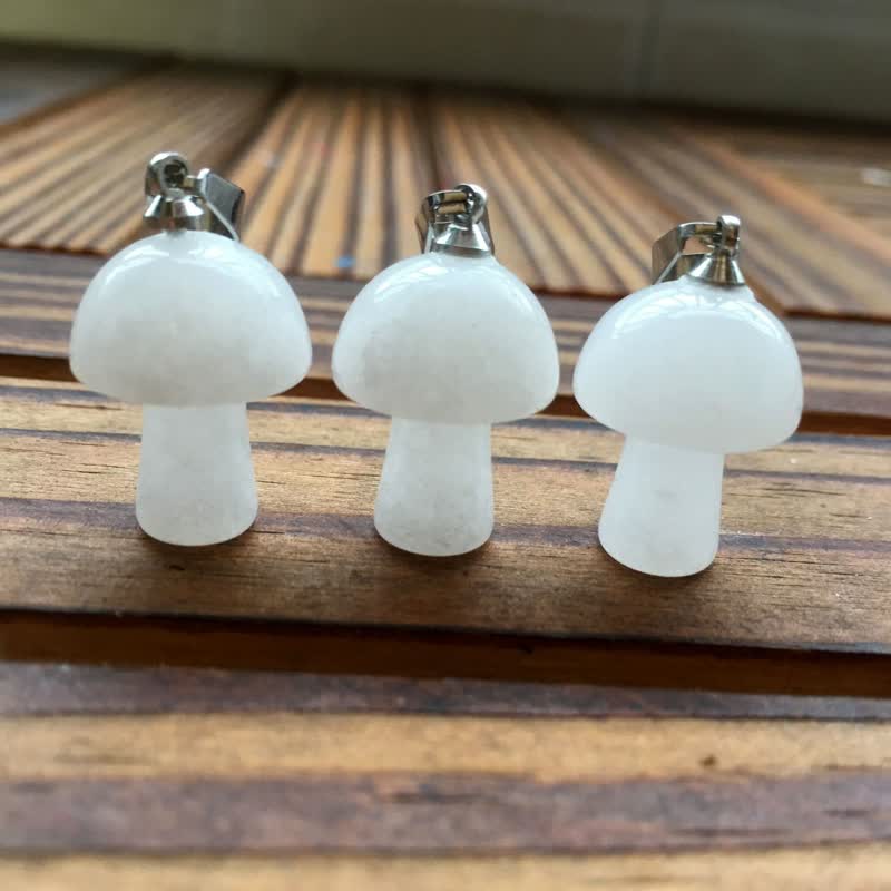 Collana di guarigione con design a fungo per l'intonazione spirituale Olivenorma 