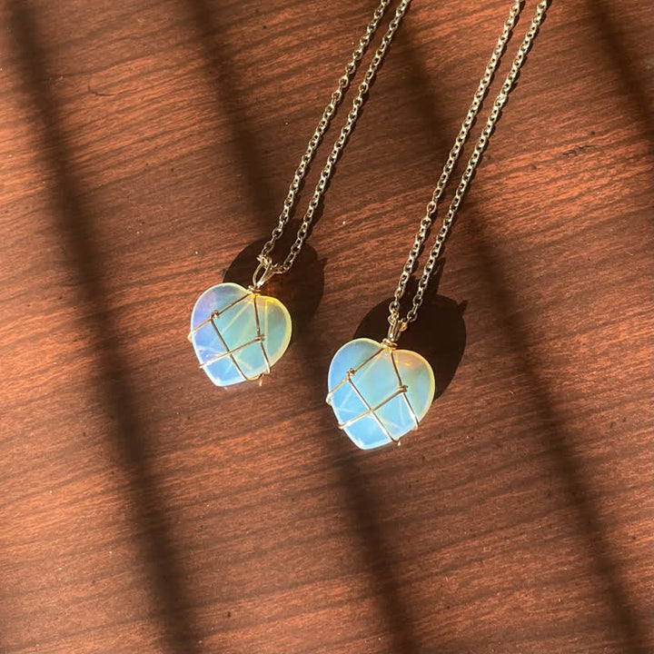 Collana con pietre preziose di cristallo naturale a forma di cuore Olivenorma