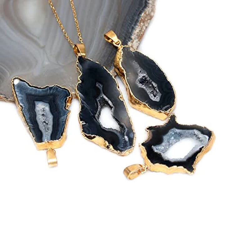 Collana con fetta di cristallo grezzo irregolare Olivenorma