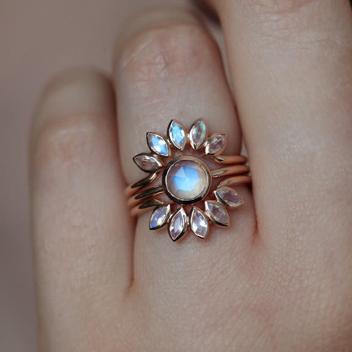 Olivenorma "Tide Goddess" - Anello in 3 pezzi con pietra di luna e fiore di sole