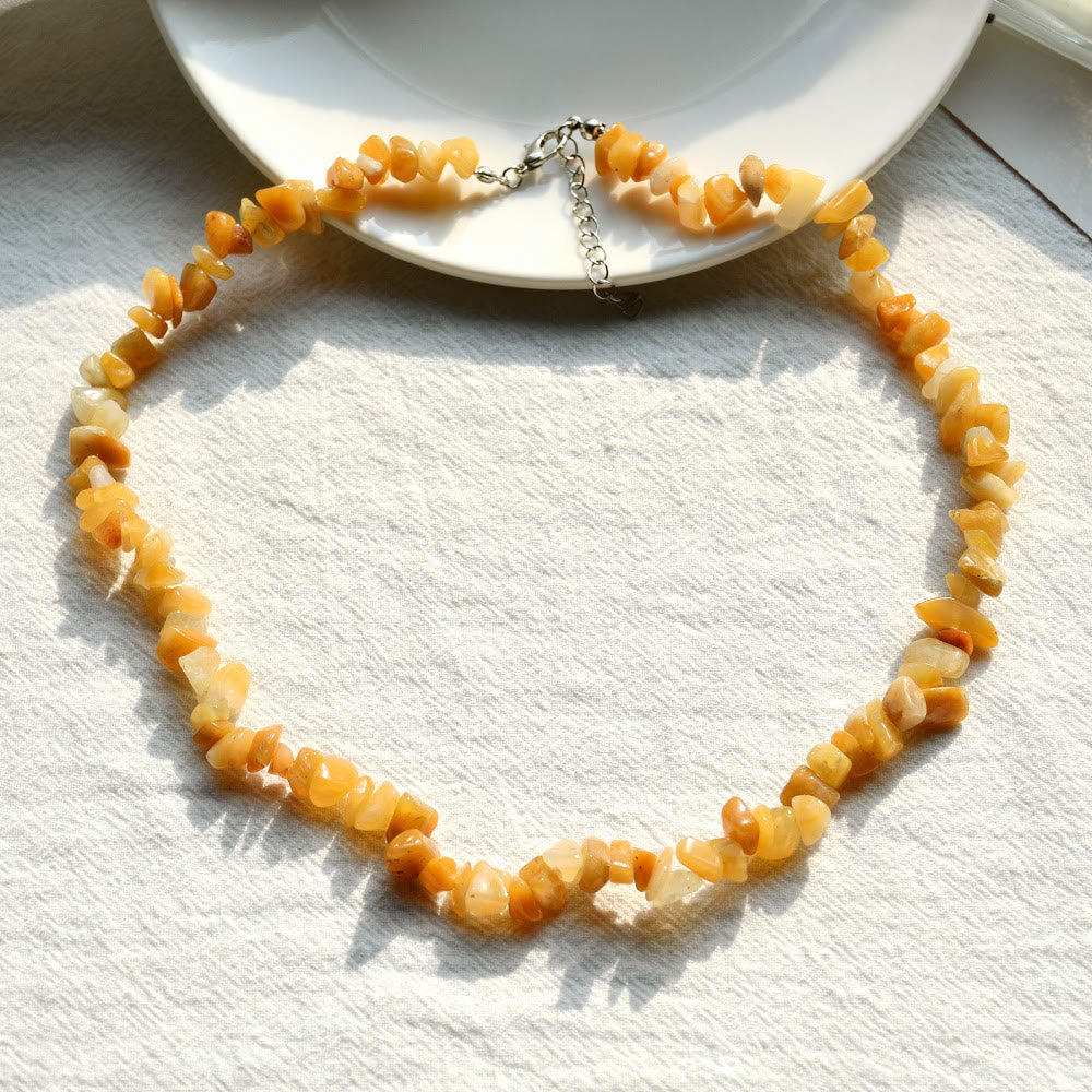 Collana con pietra di cristallo lucidata di forma irregolare Olivenorma