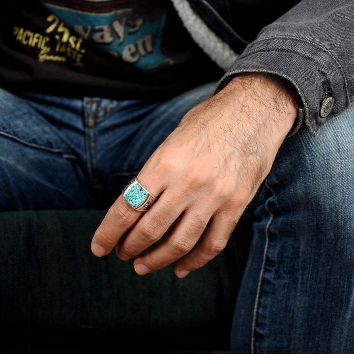 Anello da uomo con aquila in turchese