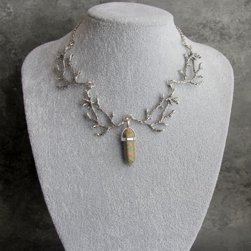 Olivenorma "La luce del Mantra" - Collana esagonale in cristallo naturale