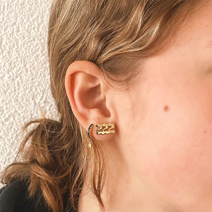 Orecchini minimalisti con numero angelico 