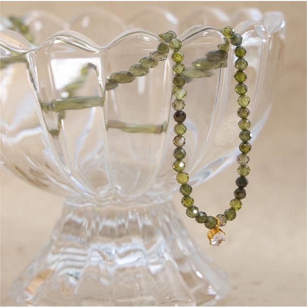 Collana con ciondolo di perline in avventurina verde smeraldo e peridoto Olivenorma 