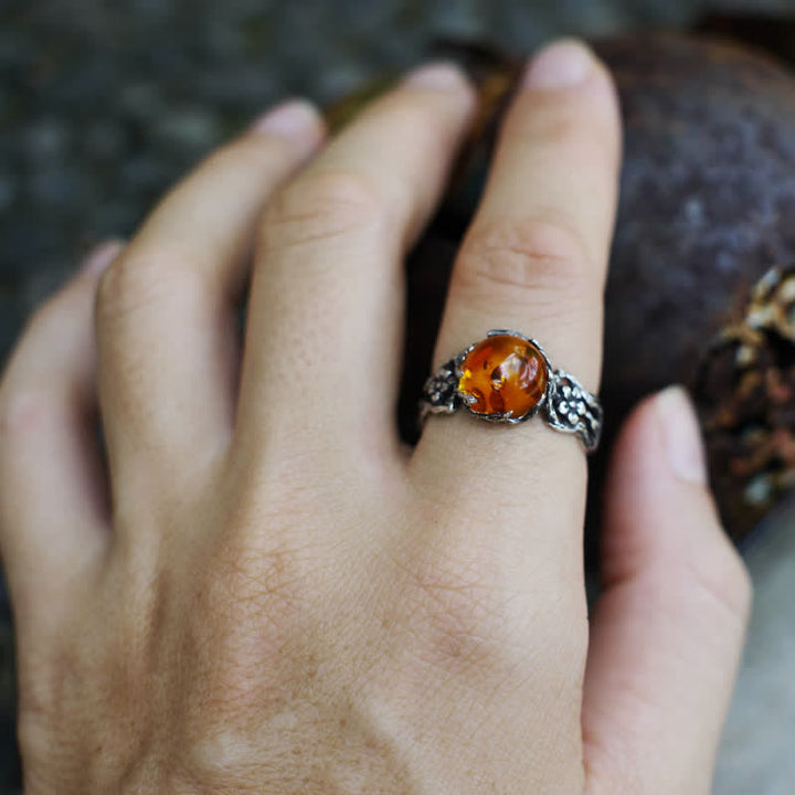 Anello antico con fiore d'ambra - image 3