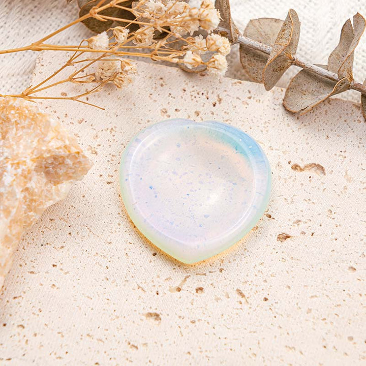 Pietra curativa per le preoccupazioni del cuore in opalite Olivenorma