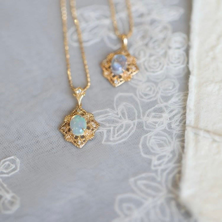Collana con ciondolo a rombo in opale naturale Olivenorma