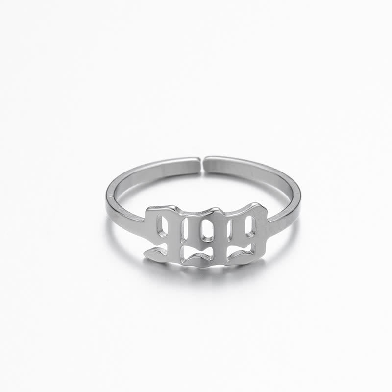 Anello portafortuna minimalista con numero angelico