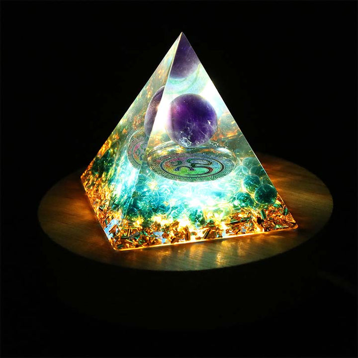 Olivenorma USB Pyramid Light Base Portalampada in legno 