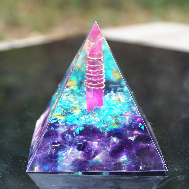 Piramide di orgone di ametista e acquamarina Olivenorma