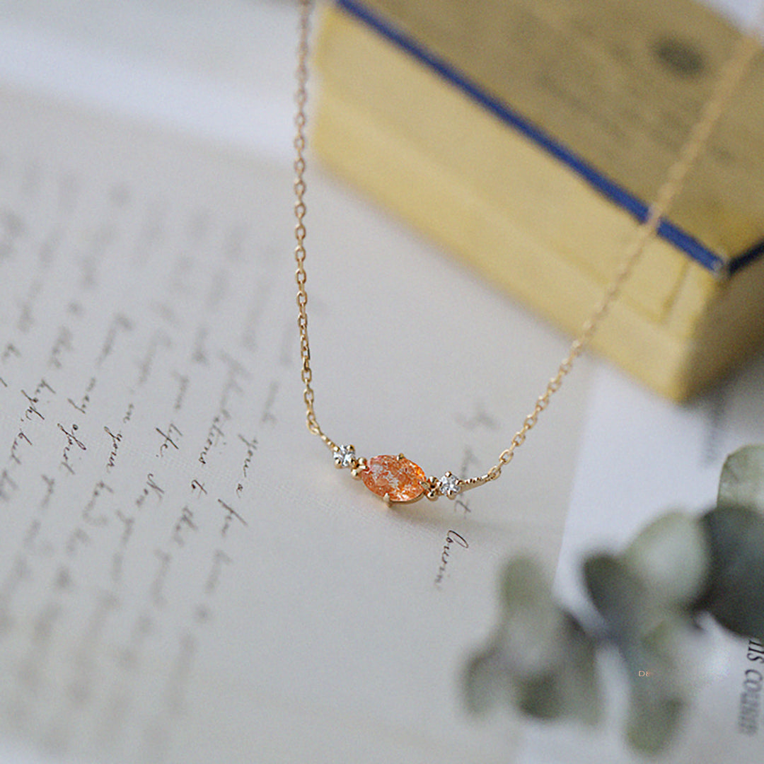 Collana con ciondolo in pietra curativa naturale Olivenorma Sun Stone 