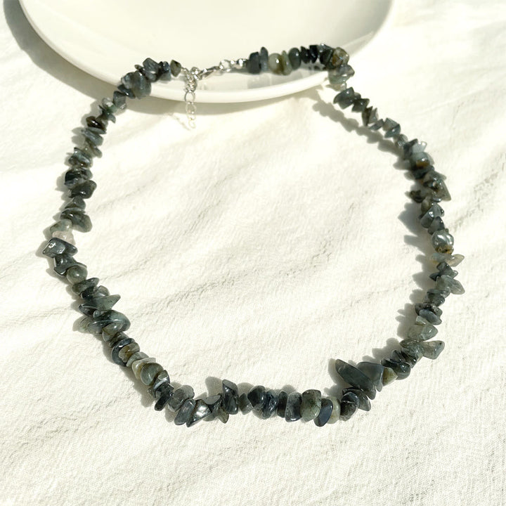 Collana con pietra di cristallo lucidata di forma irregolare Olivenorma