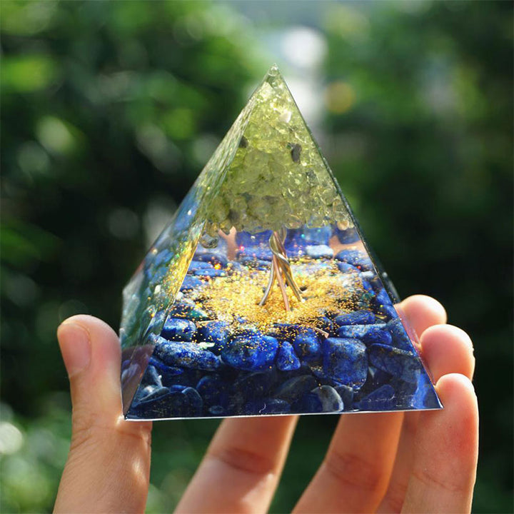 Olivenorma Albero della vita Peridoto con lapislazzuli Piramide di orgone