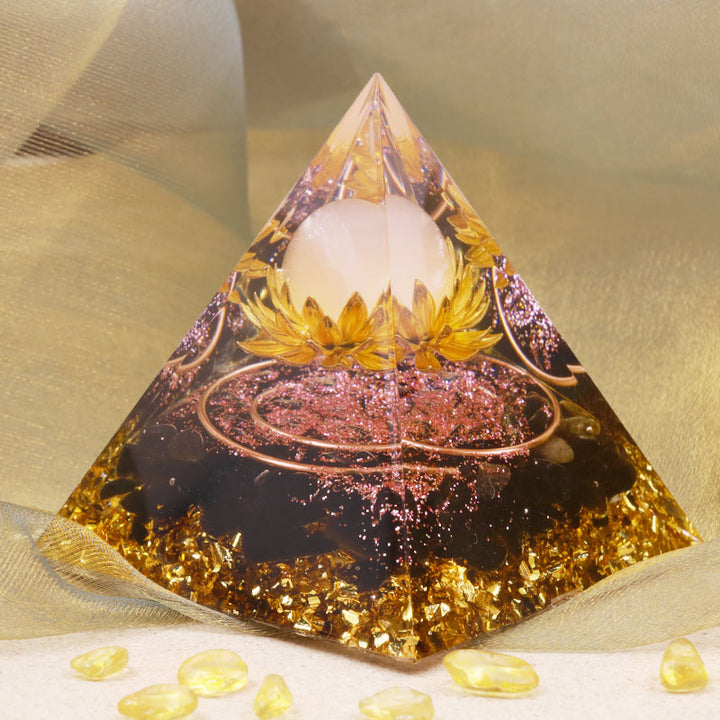 Olivenorma Cristallo trasparente Ossidia Simbolo del loto Piramide di orgone