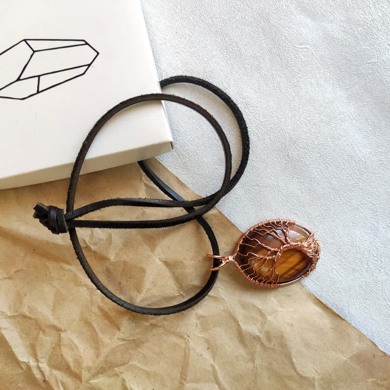 Collana con pietra preziosa ovale in occhio di tigre e albero della vita Olivenorma 