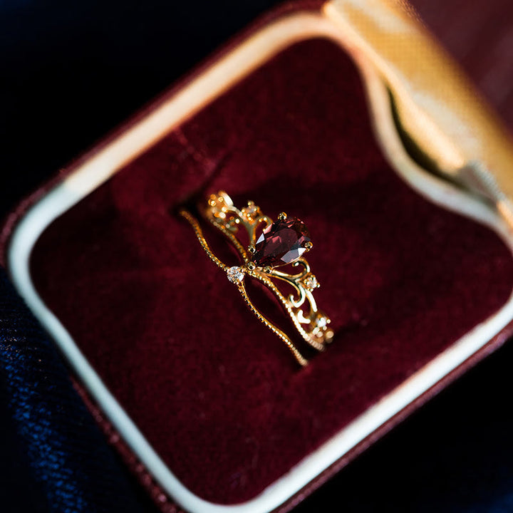 Olivenorma Red Garnet Crown Anello regolabile impilabile