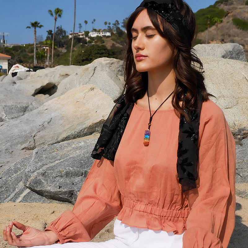 Collana di guarigione dei chakra con orgone Olivenorma
