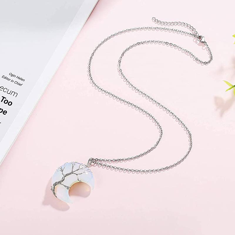 Collana con luna in cristallo naturale Olivenorma