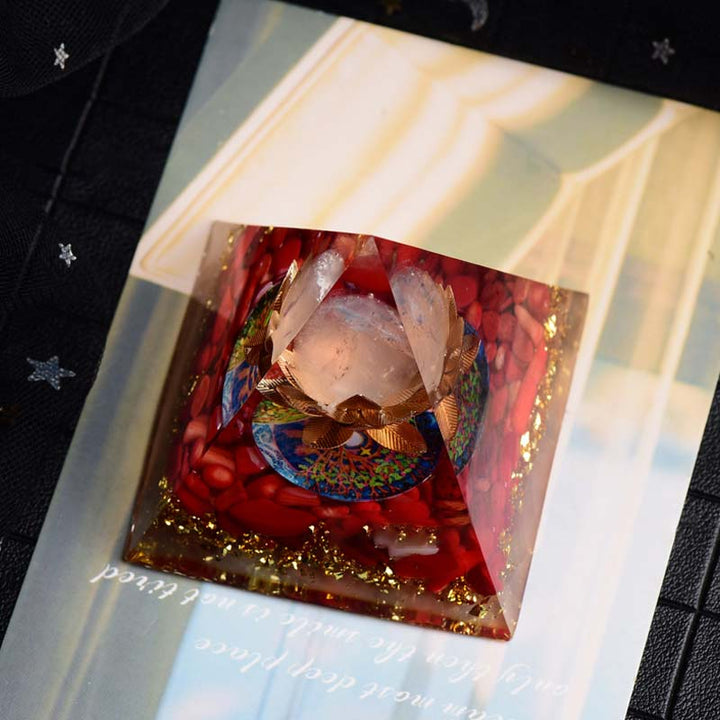 Olivenorma Corallo rosso Quarzo rosa Simbolo del loto Piramide di orgone