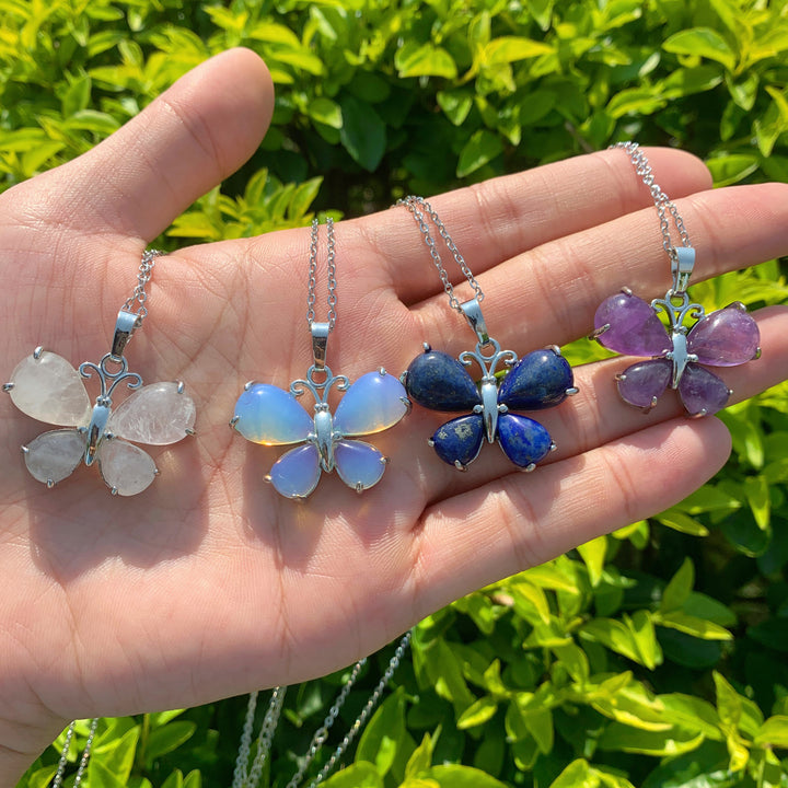 Collana a farfalla con pietra preziosa di cristallo naturale Olivenorma